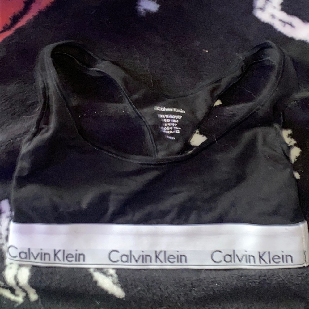 calvin klein black sports bra
